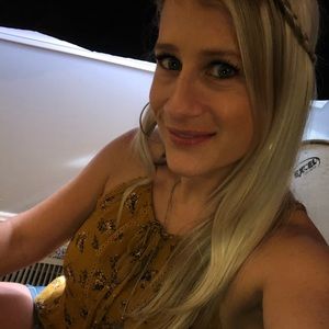 Meet your Posher, Megan